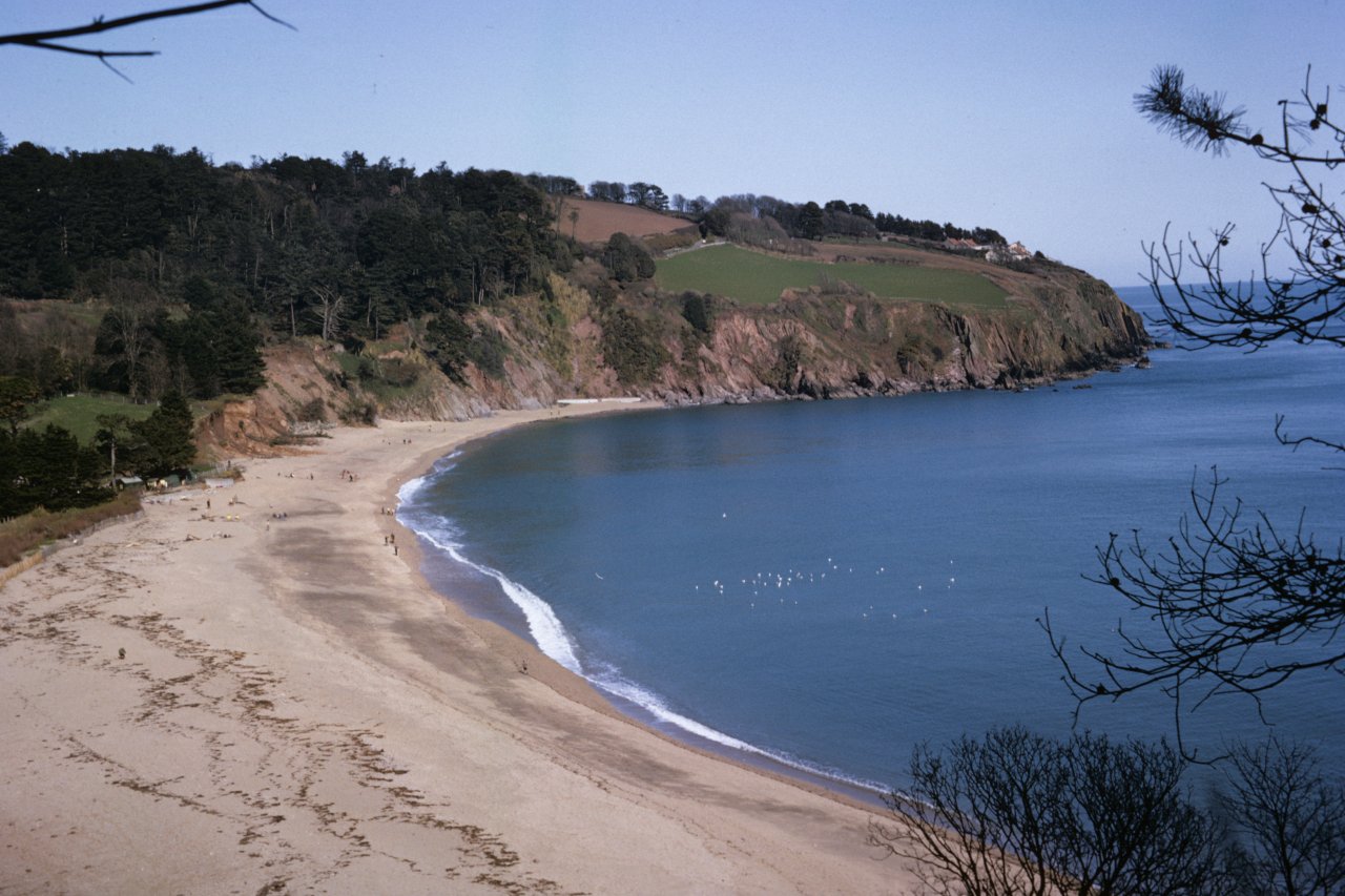 204 Blackpool near Slapton April 1964-s